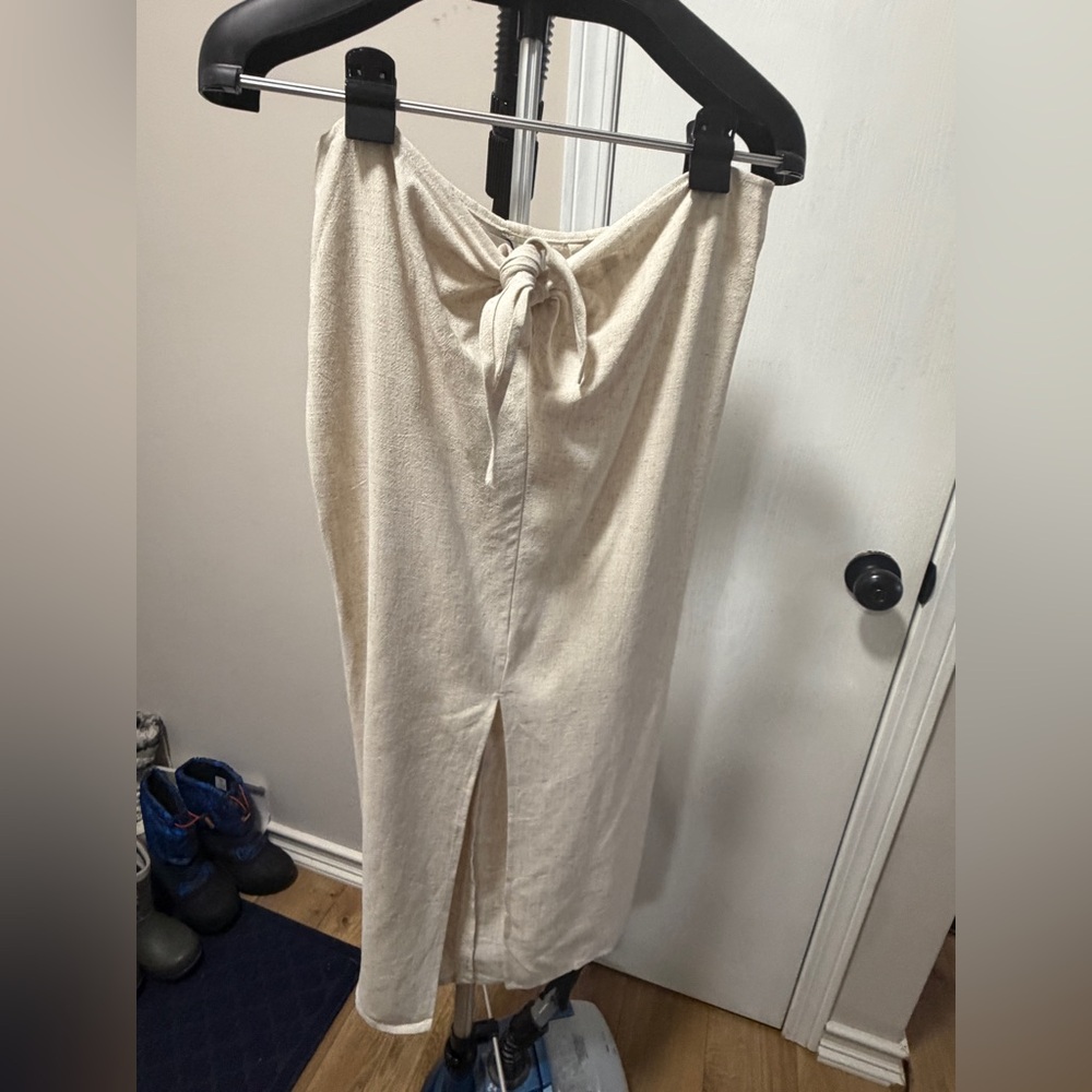 Stillwater Tie-Front linen Cream Midi Skirt. NWT size large